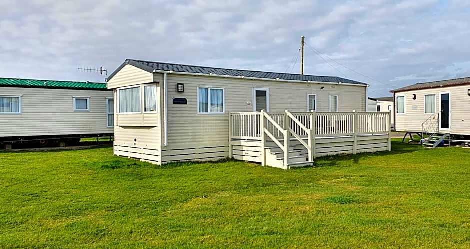 The Burrows Holiday Caravan, Seal Bay
