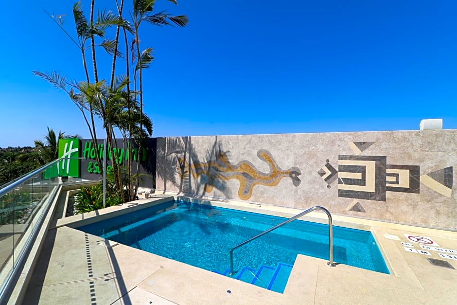 Holiday Inn & Suites Puerto Vallarta Marina & Golf By IHG