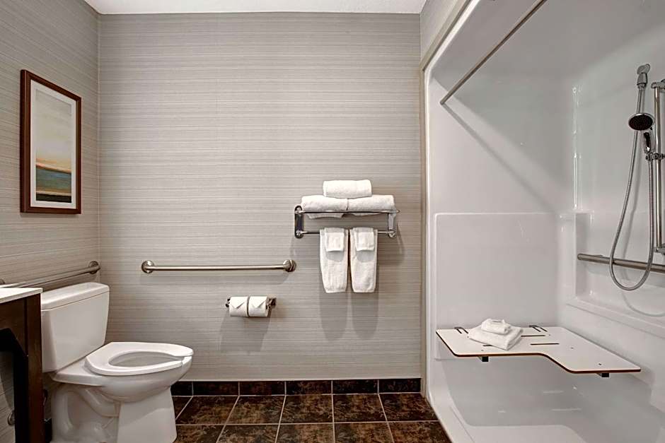 Days Inn & Suites by Wyndham Yorkton