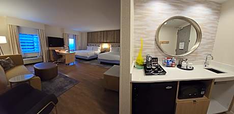2 Queen Beds Studio Suite Elite Floor Ns