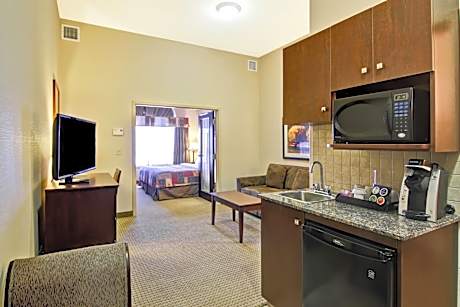 King Suite with Sofa Bed