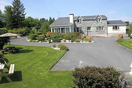 Carrowntober House B & B