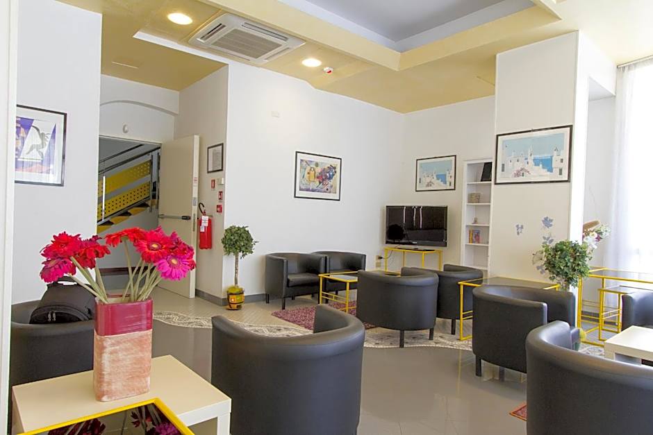 Hotel Desire'