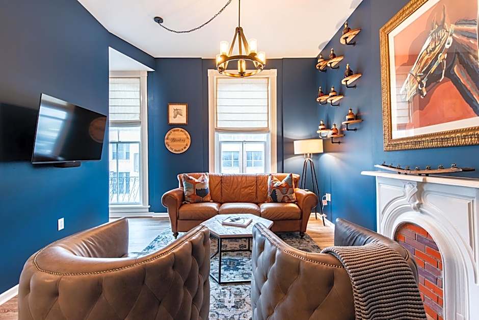 The Woodford Hotel