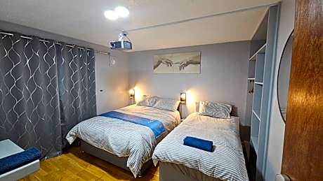 London Comfy Doubles