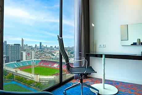 1 Queen Standard Stadium View Smoking Free Breakfast