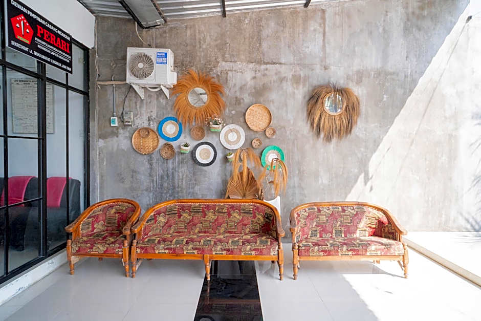 RedDoorz Syariah @ Winong Nganjuk