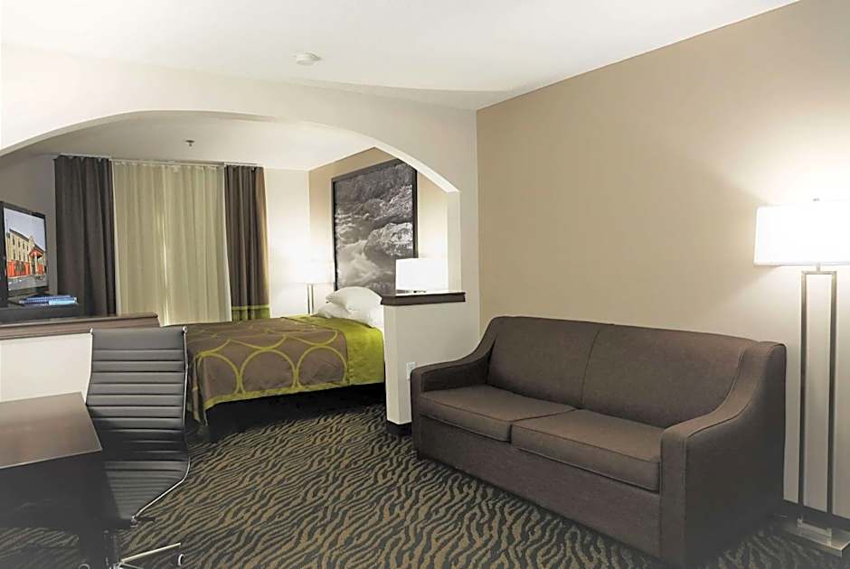 Super 8 by Wyndham High Point/Greensboro