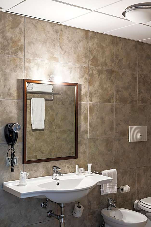 Hotel Ara Solis