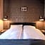 The Henry Self Check-In Guesthouse