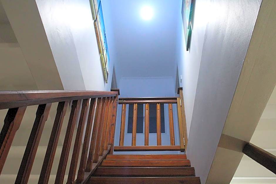 Stephna Residence