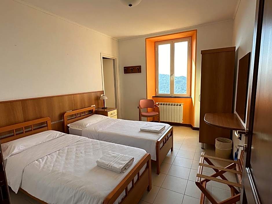 Hotel Montallegro