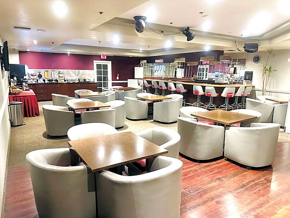 Ramada Plaza by Wyndham Garden Grove/Anaheim South