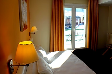 Double or Twin Room with View