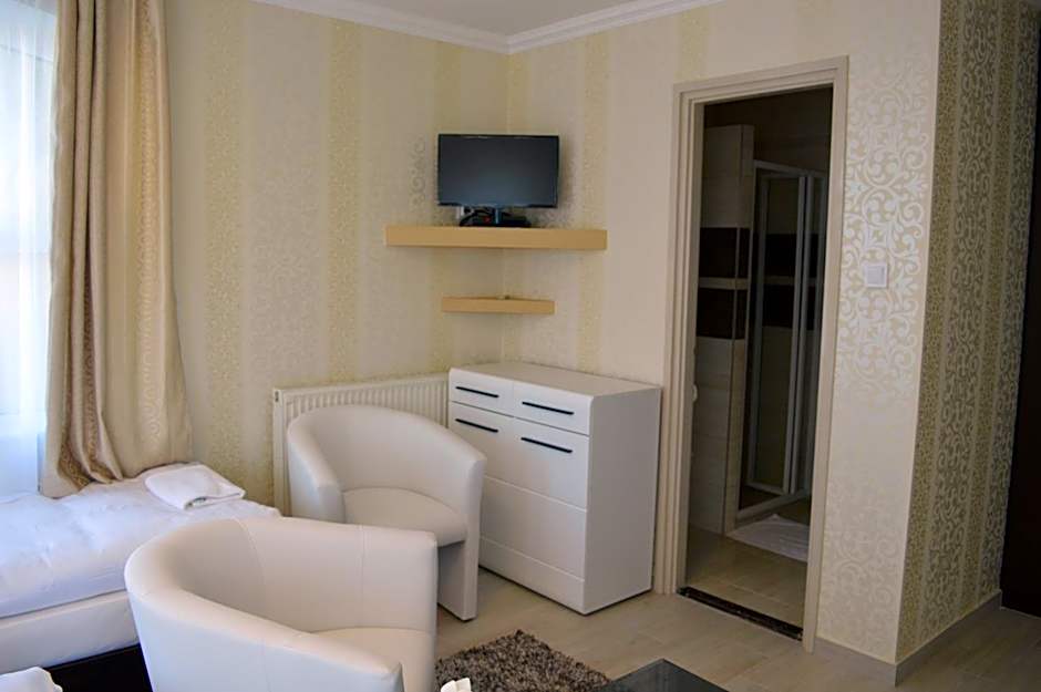 Kemence Csárda és Szálloda