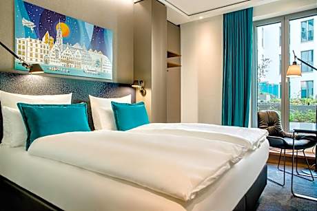 King Room with City View