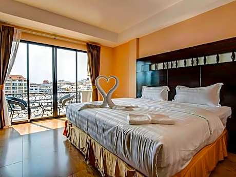 Land Royal Residence