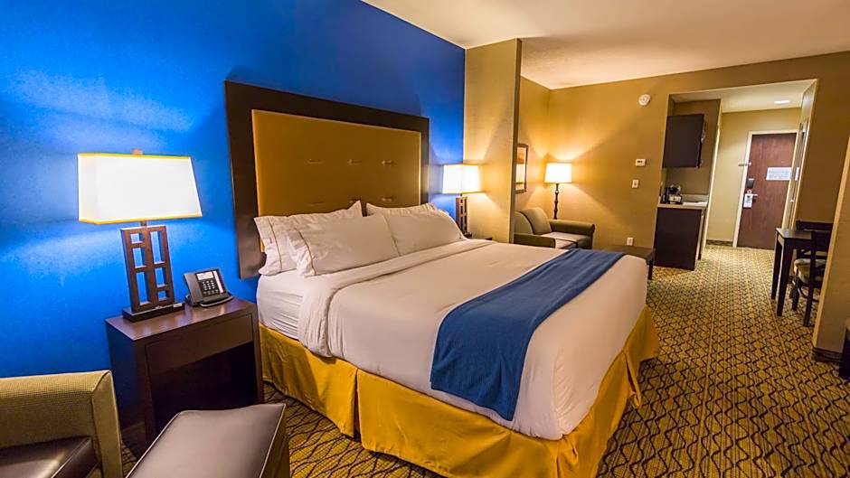 Photo 1 of 1 of 1 King Bed Suite