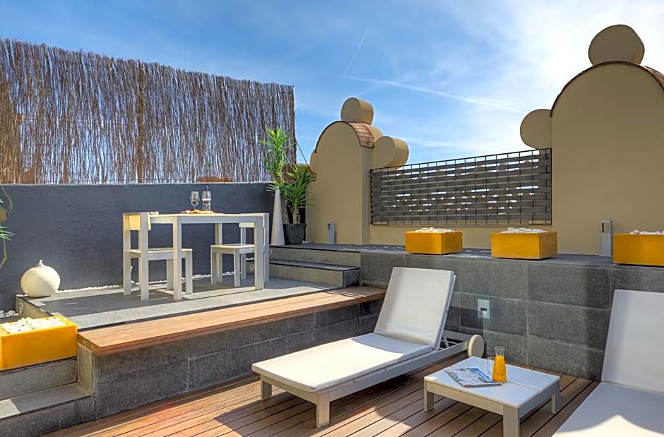 Sixtytwo Hotel