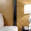 Best Western Plus Palm Court Hotel