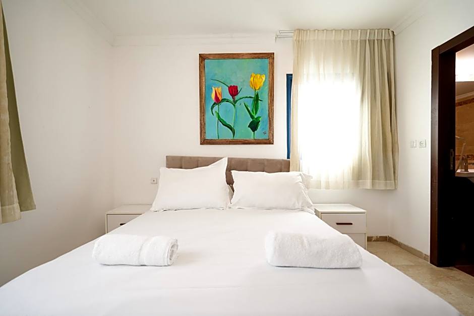 Central Park Residence