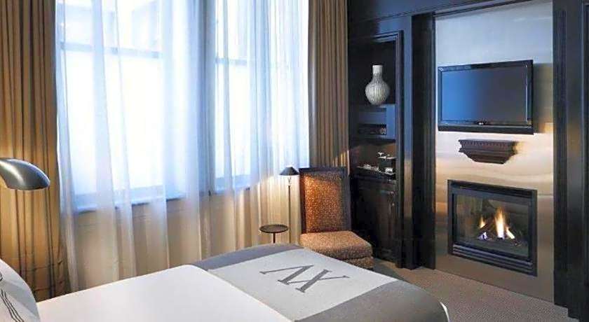 Fifteen Beacon Hotel