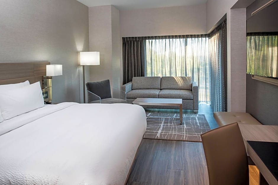 AC Hotel by Marriott Boston Cambridge