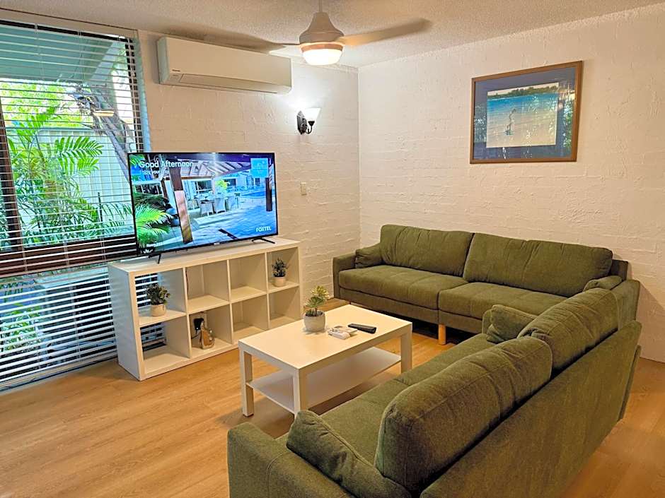 Burleigh Palms Holiday Apartments