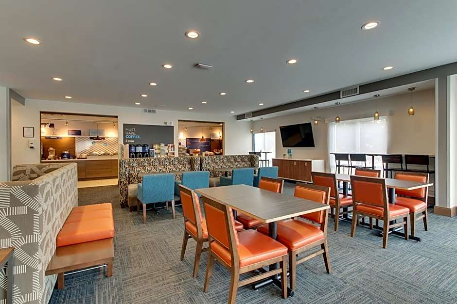 Holiday Inn Express & Suites Ithaca By IHG