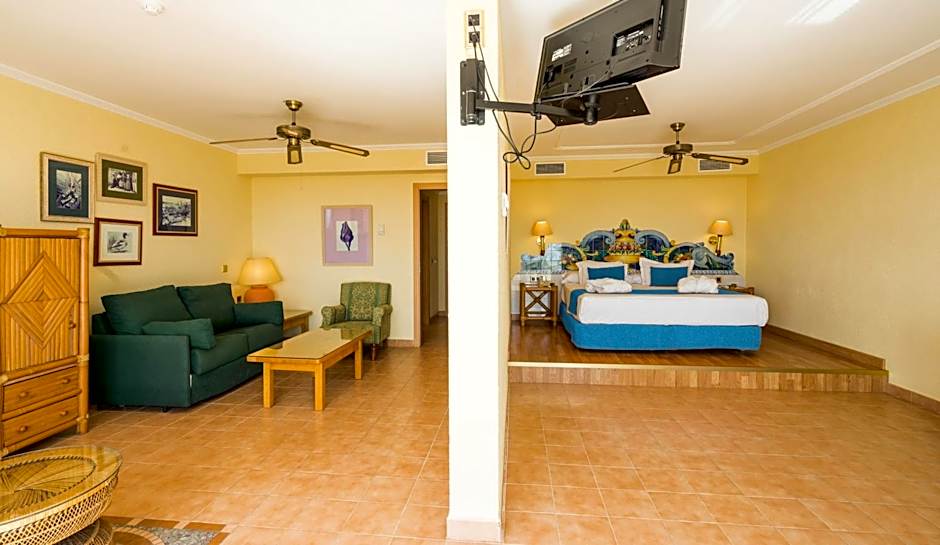 Blue Sea Costa Bastian