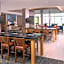 Holiday Inn Express & Suites North Brunswick By IHG