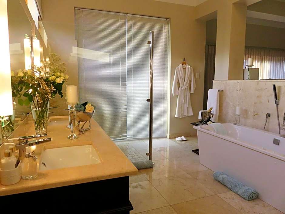Island Way Villa