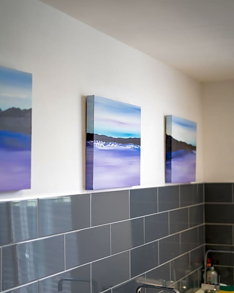 The Ashcroft Studios & Apartments with Free Parking