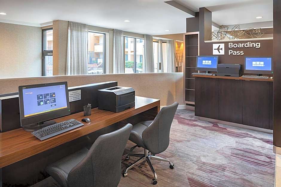 Courtyard by Marriott Pleasanton
