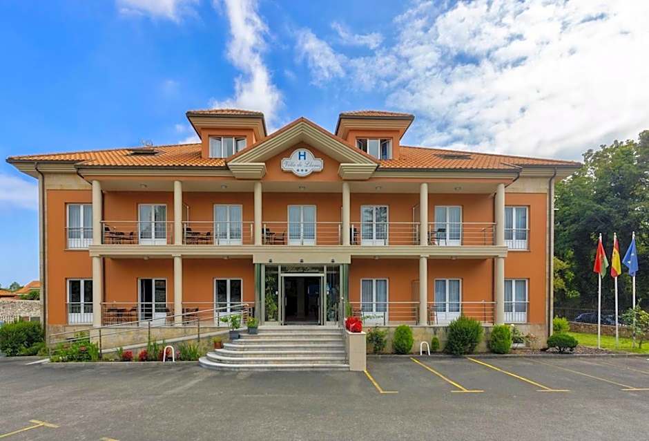 Villa De Llanes