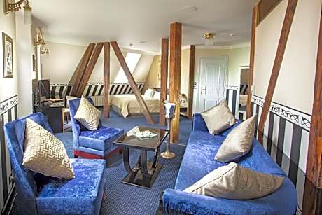 Suite with City View