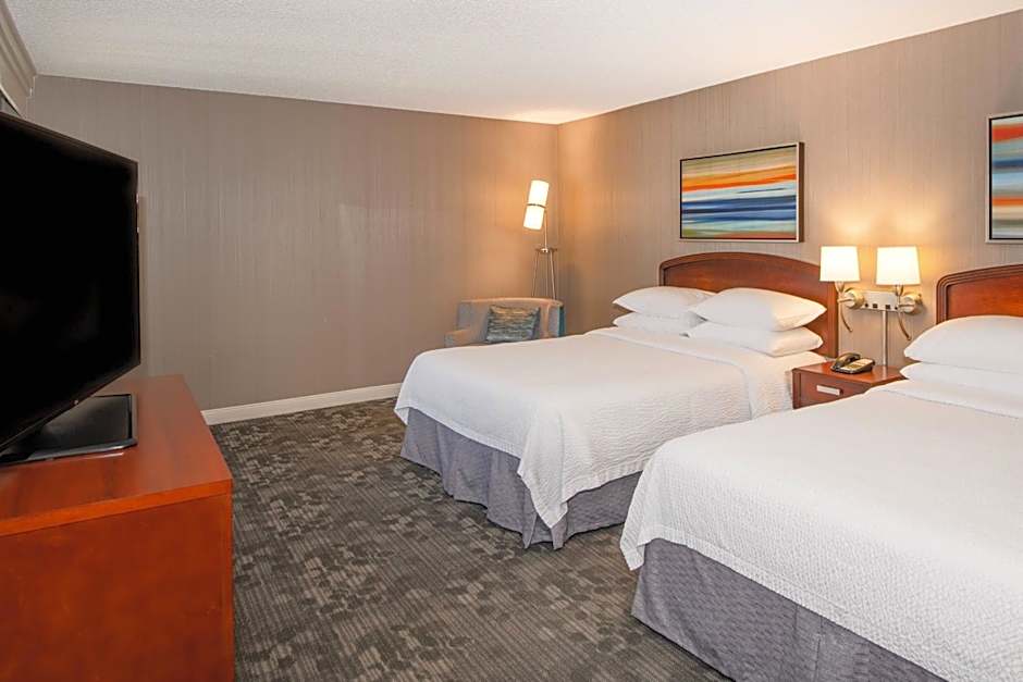 Courtyard by Marriott Oakland Airport