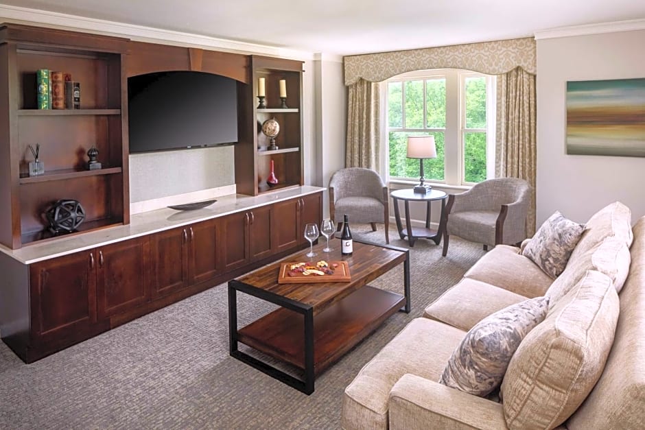 The Elms Hotel & Spa, a Destination by Hyatt Hotel