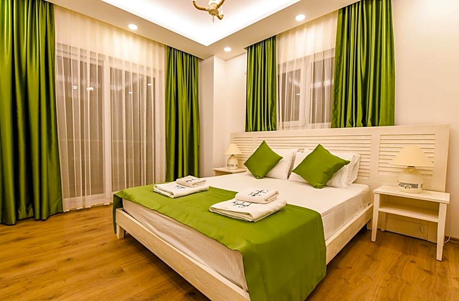 Kybele Suites