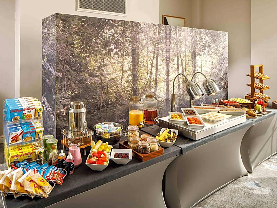 Mercure Gloucester Bowden Hall Hotel