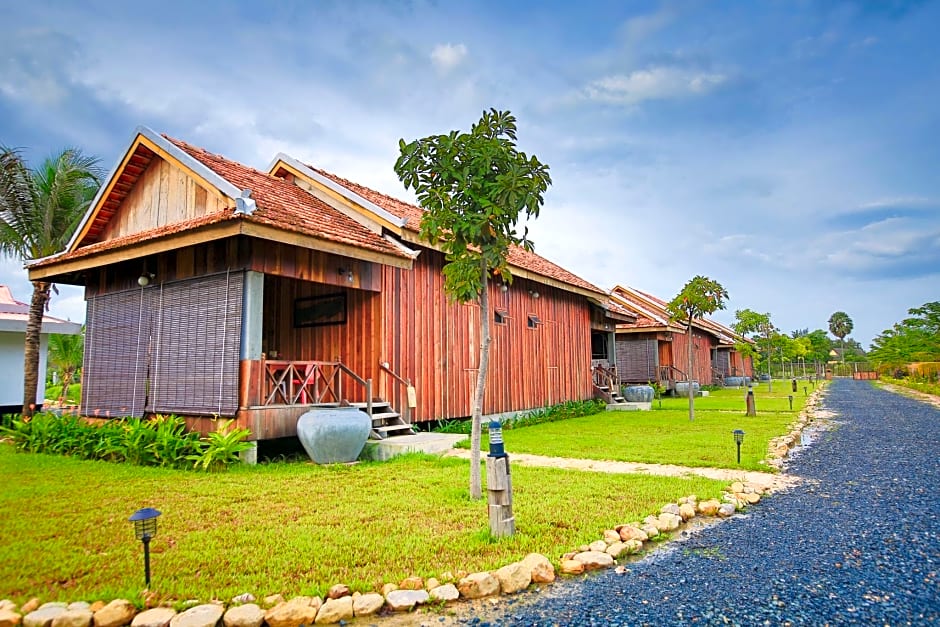 Kampot River Residence