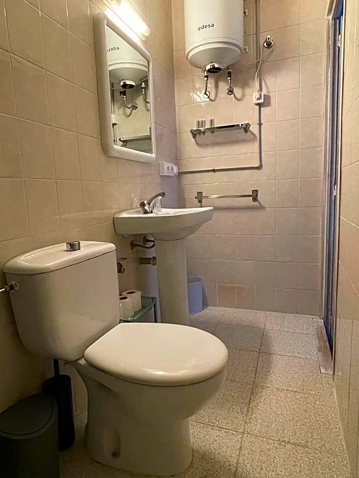 P&R hostals Can Tort