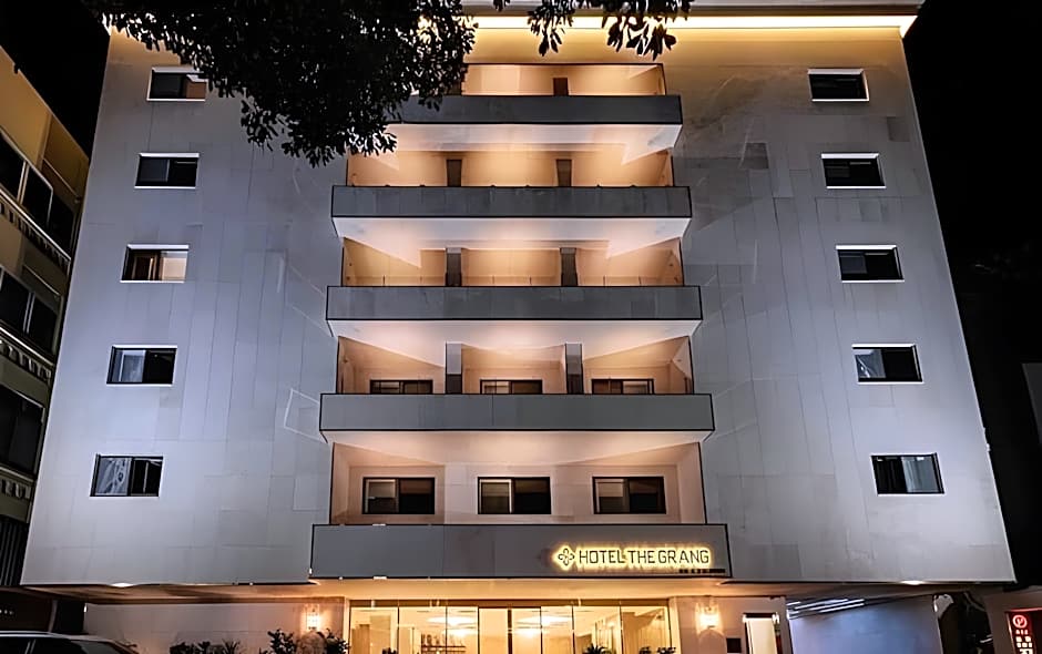 Hotel The Grang Seogwipo