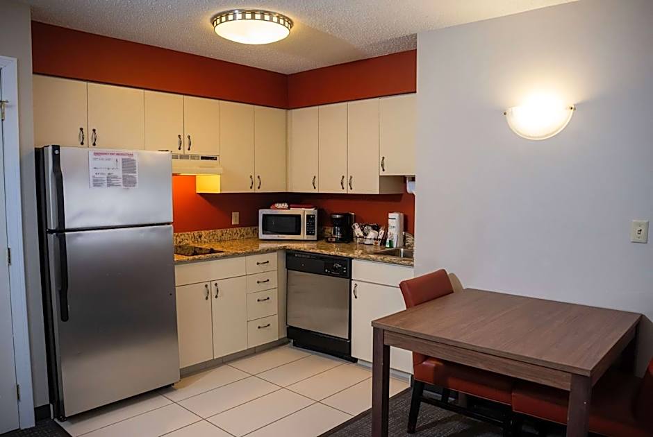 Hawthorn Suites by Wyndham Erie