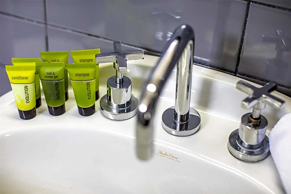 Nightcap at Glengala Hotel