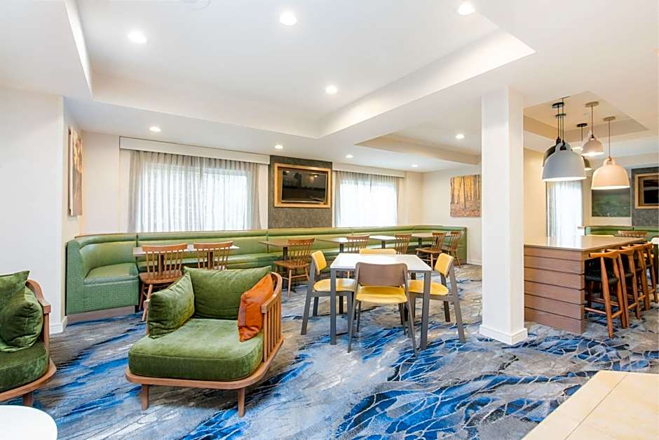 Fairfield Inn & Suites by Marriott Brunswick