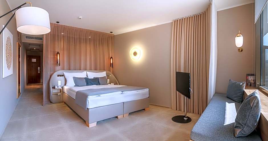Photo 1 of 10 of Deluxe 1 Double Bed or 2 Beds, Castle View, Terrace