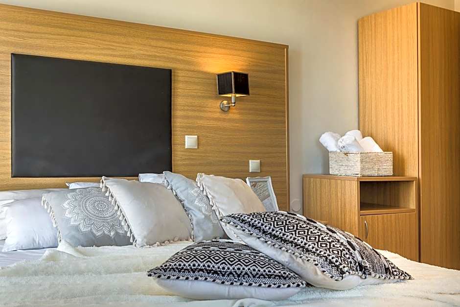 Captain's House Hotel