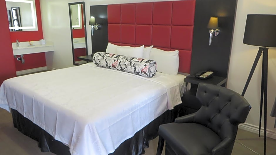 Legend Hotel Hollywood