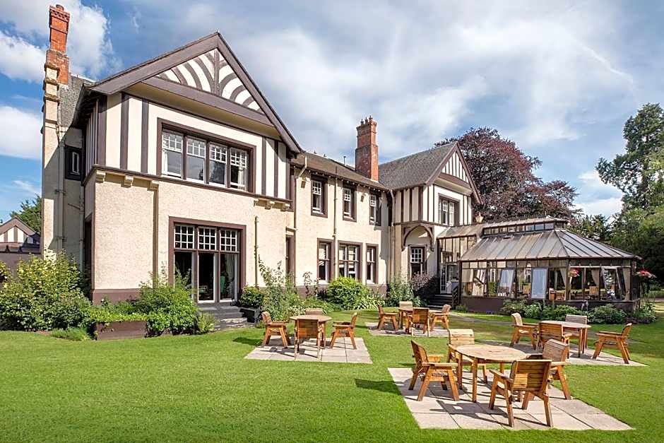 Leonardo Boutique Huntingtower Perth